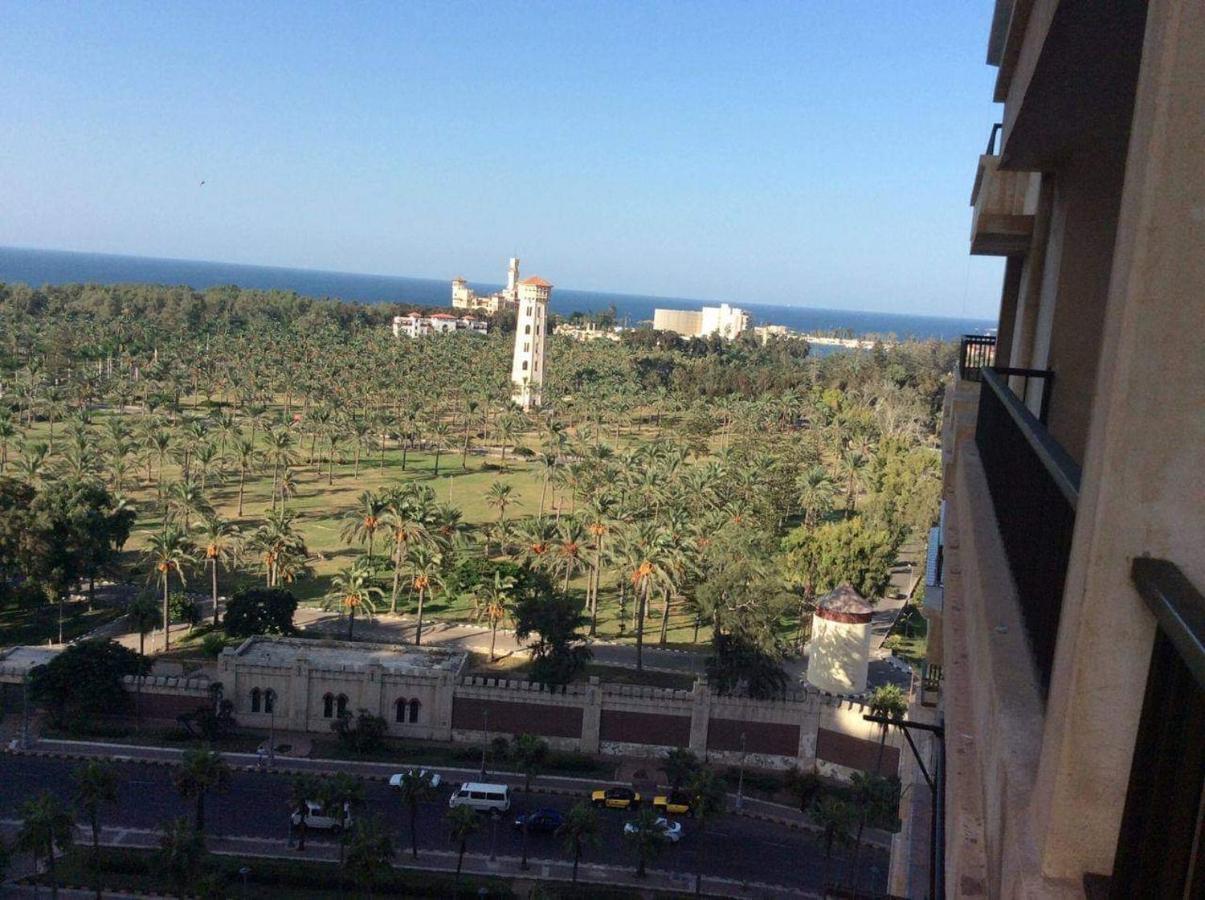 Sea & Garden View At Al-Muntazh Towers - إطلاله علي البحر و حدائق قصر المنتزه Apartment Alexandria Exterior photo